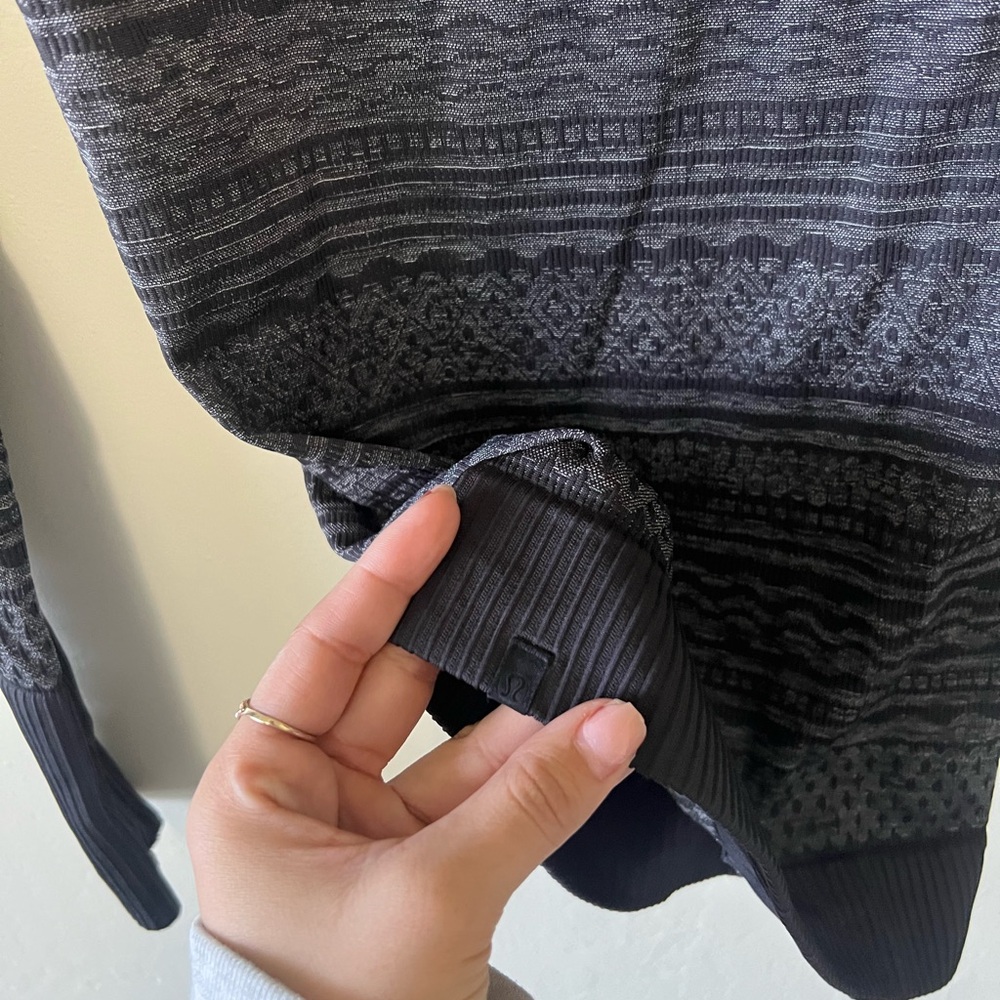 Lululemon Rest Less Pullover Gray - image 7